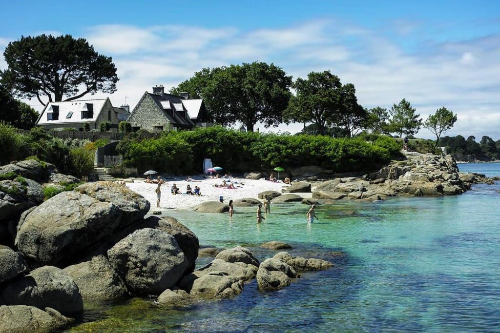 Face A La Mer Fouesnant Bagian luar foto